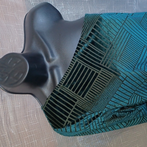 MOD X One Shoulder Top, long sleeve, dark green velvet, sz L - Picture 2 of 4